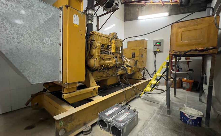 برق اضطراری برج مدوبن